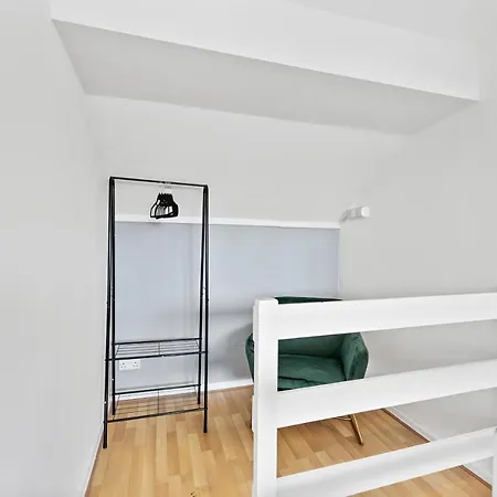 بيت للعطل Exquisite 4 Bed In Leeds - Sleeps 10 - Parking ليدز
